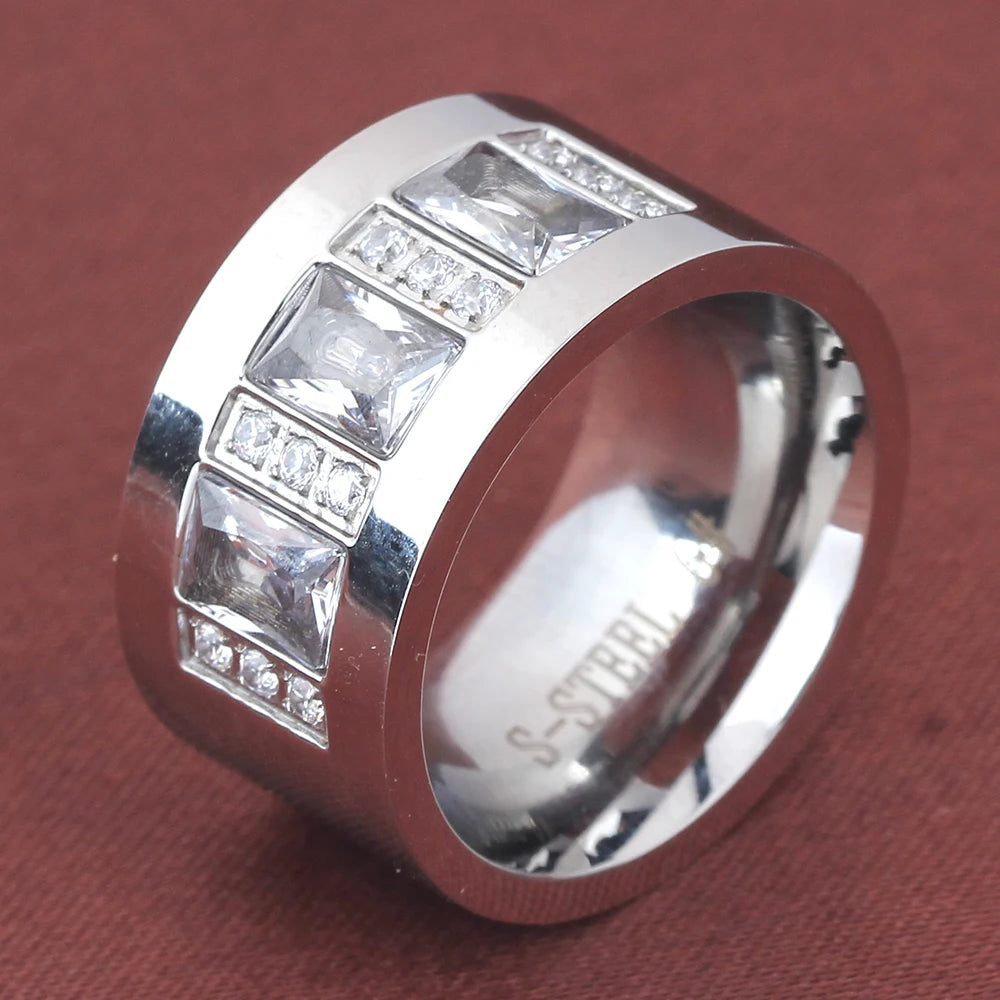 VQYSKO Fashion Women Crystal Rings Wholesale Yellow Gold Color Stainless Steel Wedding Rings For Women Party Jewelry