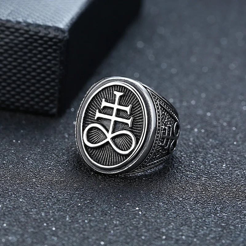 Vnox 12.5mm Signet Ring for Men, Black Square Top Stainless Steel Finger Band, Gothic Punk Rock Boy Stamp Rings