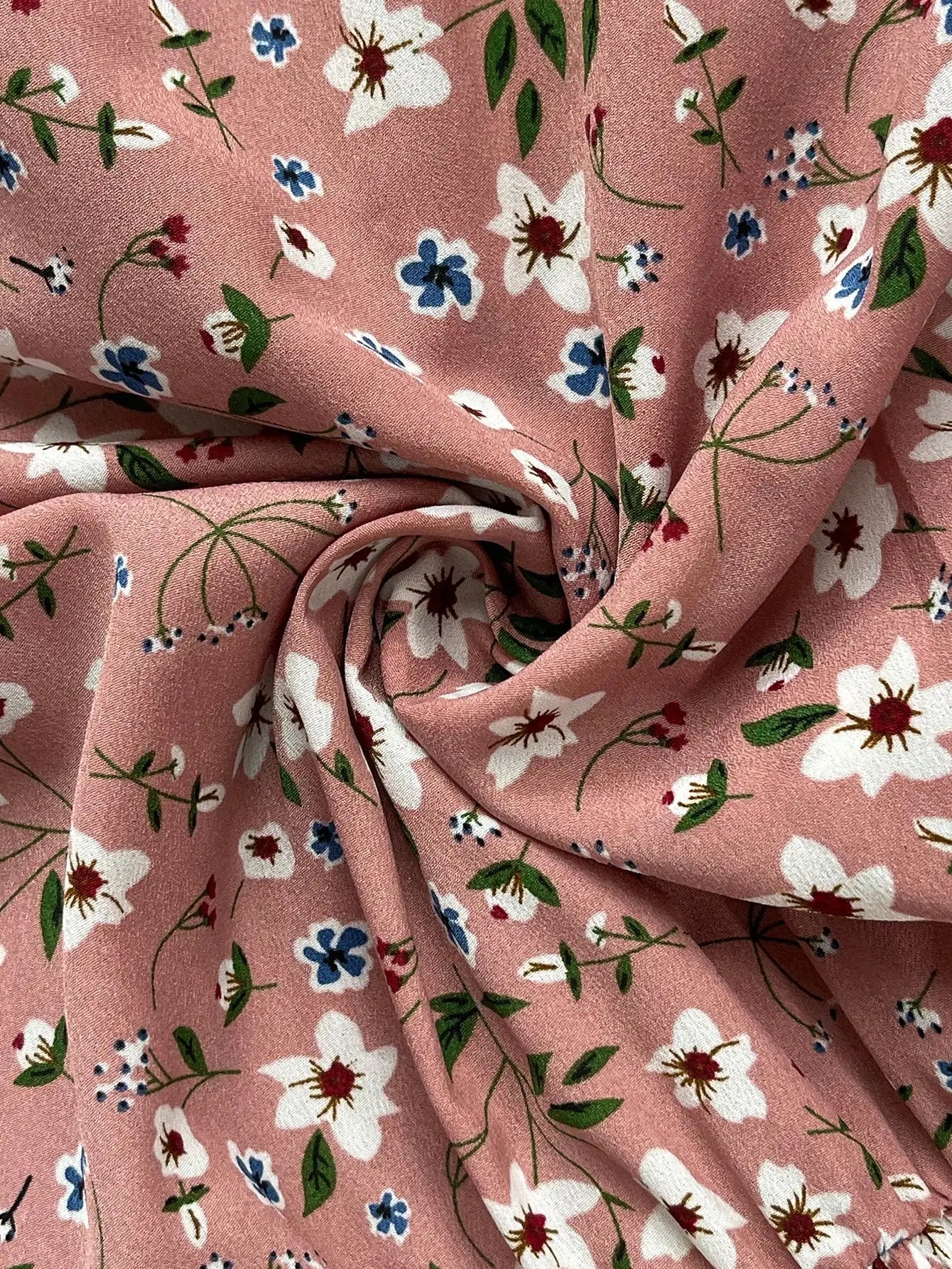 Plus-Size Elegant Casual Vacation V-Neck Ruched Flowy Hem Puff Sleeve Long Dress, Floral Pattern, Everyday Going-Out Dress for Women