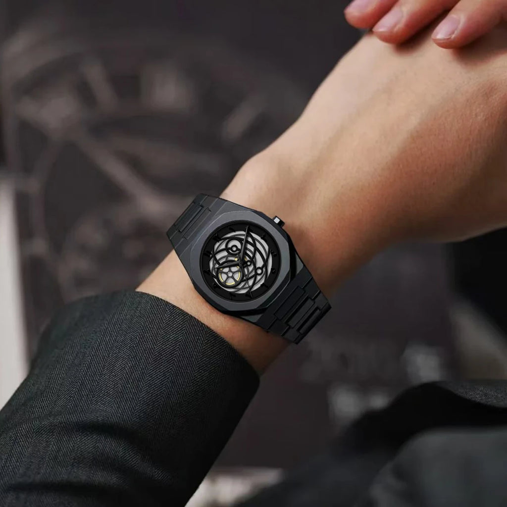 ساعة كوارتز كلاسيكية للرجال من البلاستيك المقاوم للماء بتصميم الشرق الأوسط بمينا أرقام عربية باللون الفضي والذهبي، يمكن تخصيصها