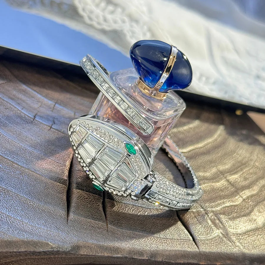 ساعة يد نسائية أنيقة فاخرة بتصميم ثعبان مرصعة بالألماس الملون، ساعة كوارتز عصرية رائجة، ساعة يد أنيقة فاخرة متعددة الاستخدامات.