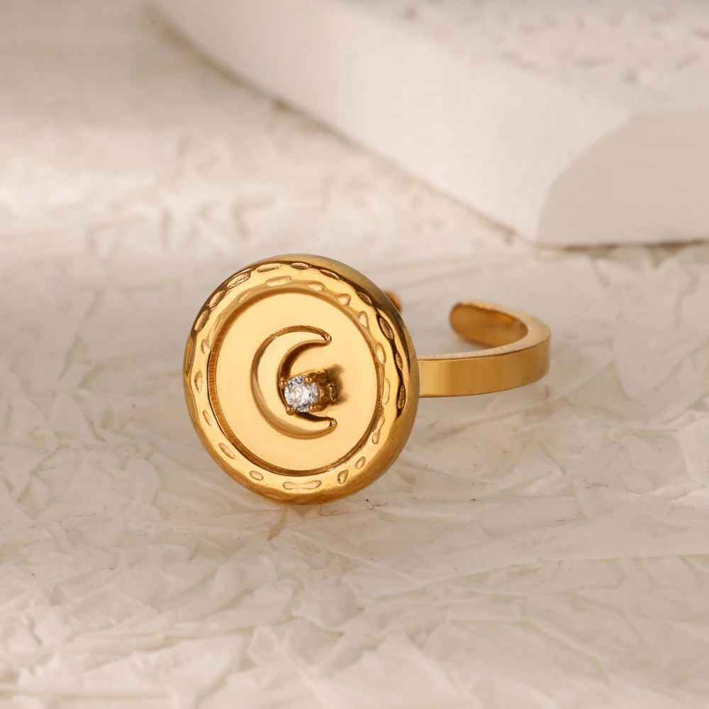 خواتم عملات معدنية عتيقة الطراز من اليونان القديمة للإلهة أريثوسا للنساء، مصنوعة من الفولاذ المقاوم للصدأ ومزينة باللؤلؤ المقلد والزركون على شكل هلال، مجوهرات عصرية