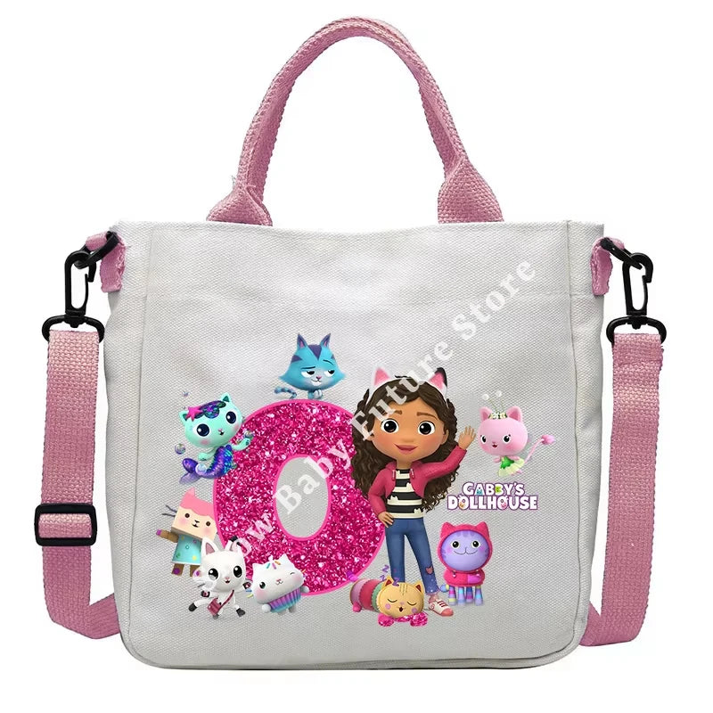 حقيبة كتف أنيقة بتصميم بيوت الدمى غابي للأولاد والبنات على شكل أنمي وحقيبة حمل أنيقة عليها حروف كرتونية وحقيبة يد من القماش وحقيبة كروس بودي وهدايا أعياد الميلاد