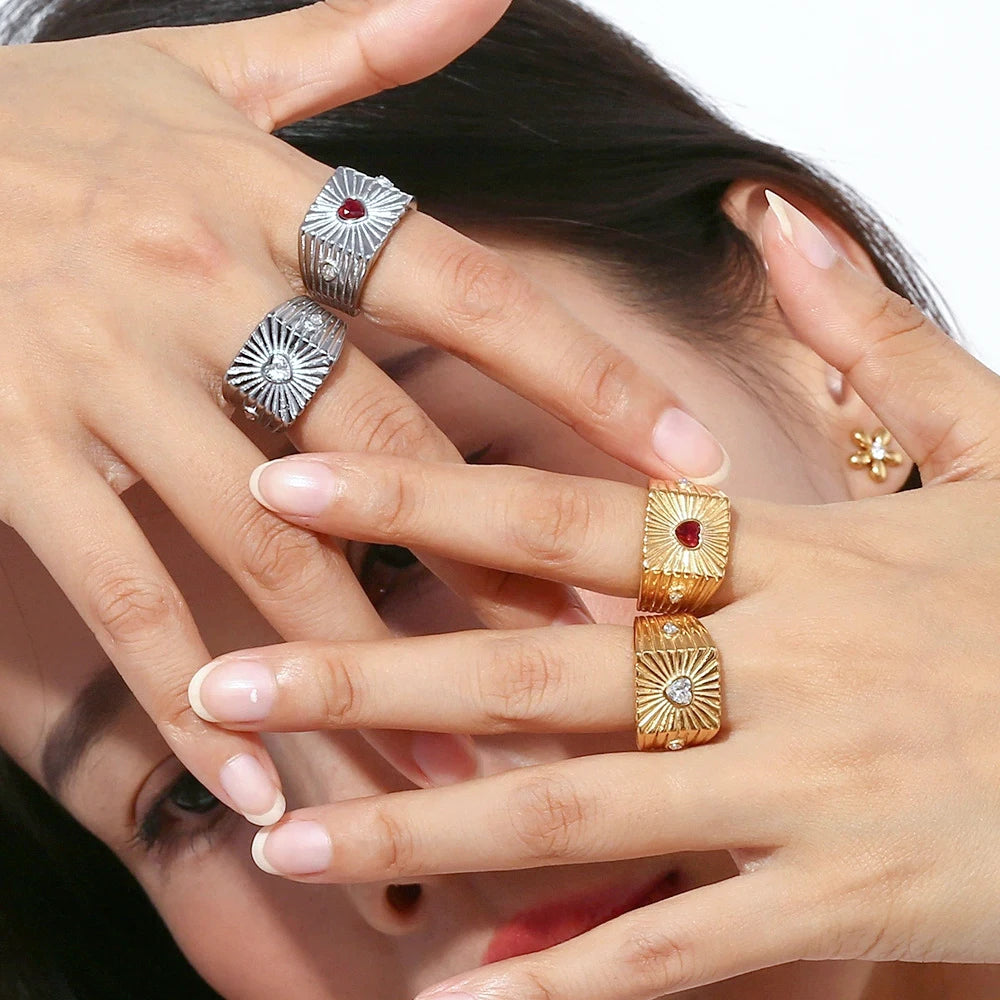 خاتم ماما سيتا سلاي عريض من الفولاذ المقاوم للصدأ 316L مرصع بالزركون على شكل قلب، مقاوم للماء، هدية مثالية للذكرى السنوية للنساء، مطلي بالذهب عيار 18 قيراطًا