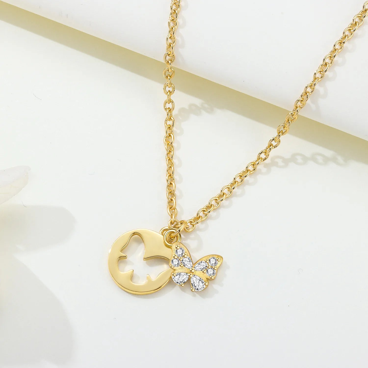 PANPOKI S925 Sterling Silver Golden Sparkling Butterfly Pendant Necklace for Women Birthday Gifts Fashion Fine Jewelry