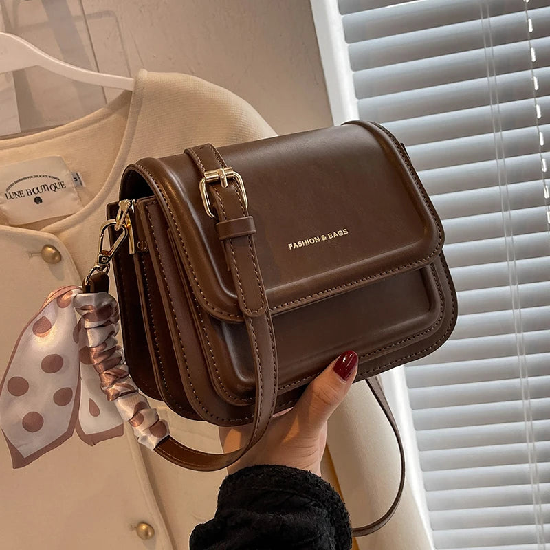 حقيبة كتف جلدية للنساء - حقائب كروس أنيقة، حقيبة تحت الإبط، حقيبة يد مربعة صغيرة