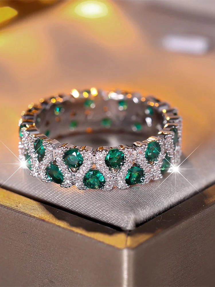 خاتم خطوبة مرصع بحجر كريستال أخضر دائري، وخواتم زفاف مرصعة بالزركون الوردي الأحمر، وخواتم للنساء، ومجوهرات فضية عصرية لحفلات الزفاف.