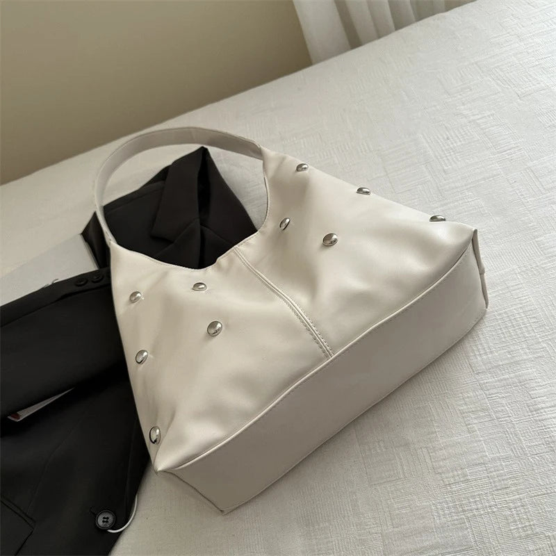 حقيبة عالية الجودة وكبيرة السعة للنساء، تصميم جديد لعام 2025، حقيبة كتف واحدة لطالبات الجامعات، تصميم مميز، حقيبة حمل عملية للتنقل