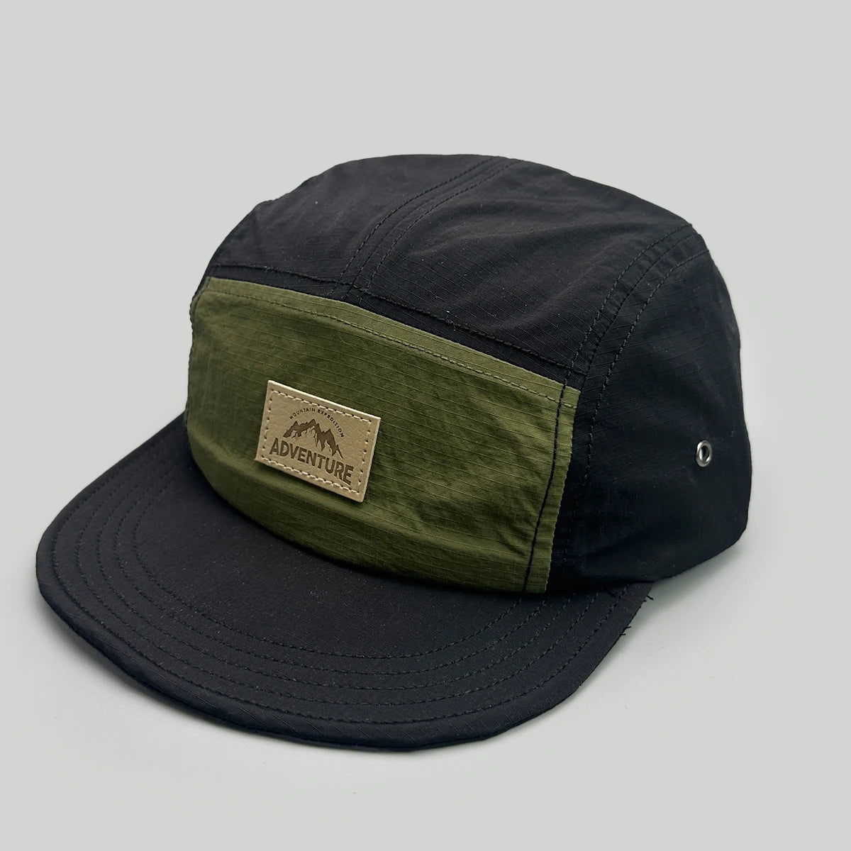 قبعات بيسبول للجنسين سريعة الجفاف، مناسبة للأنشطة الخارجية، مزينة بحروف، متعددة الاستخدامات، قصيرة الحافة، عصرية، واقية من الشمس، بألوان متداخلة، قابلة للتهوية، ذات قمة مدببة.