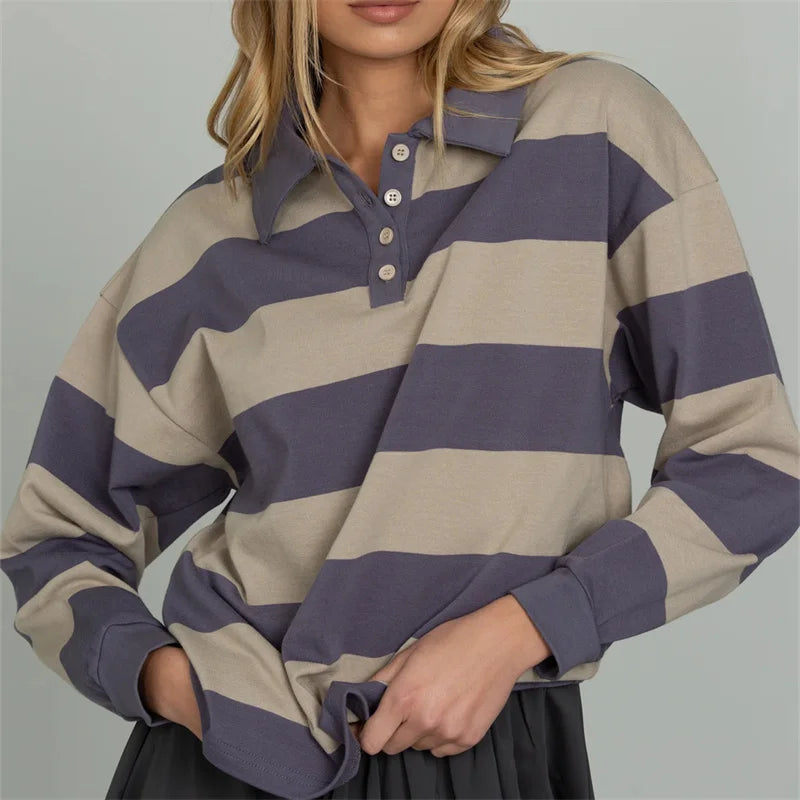 تي شيرت نسائي Y2K مخطط بألوان متباينة مع أزرار وياقة مطوية وأكمام طويلة من قماش الجيرسي الفضفاض