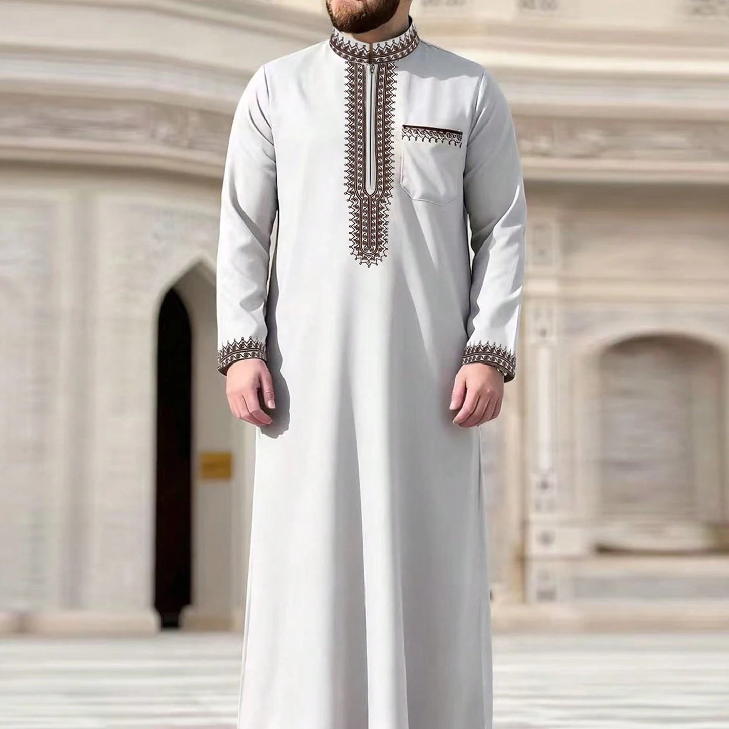 Men's Ethnic Pattern Embroidery Zipper Hooded Robe Traditional Long Sleeve Pocket Jubba Thobe for Daily Wear Man Islamic Thobe