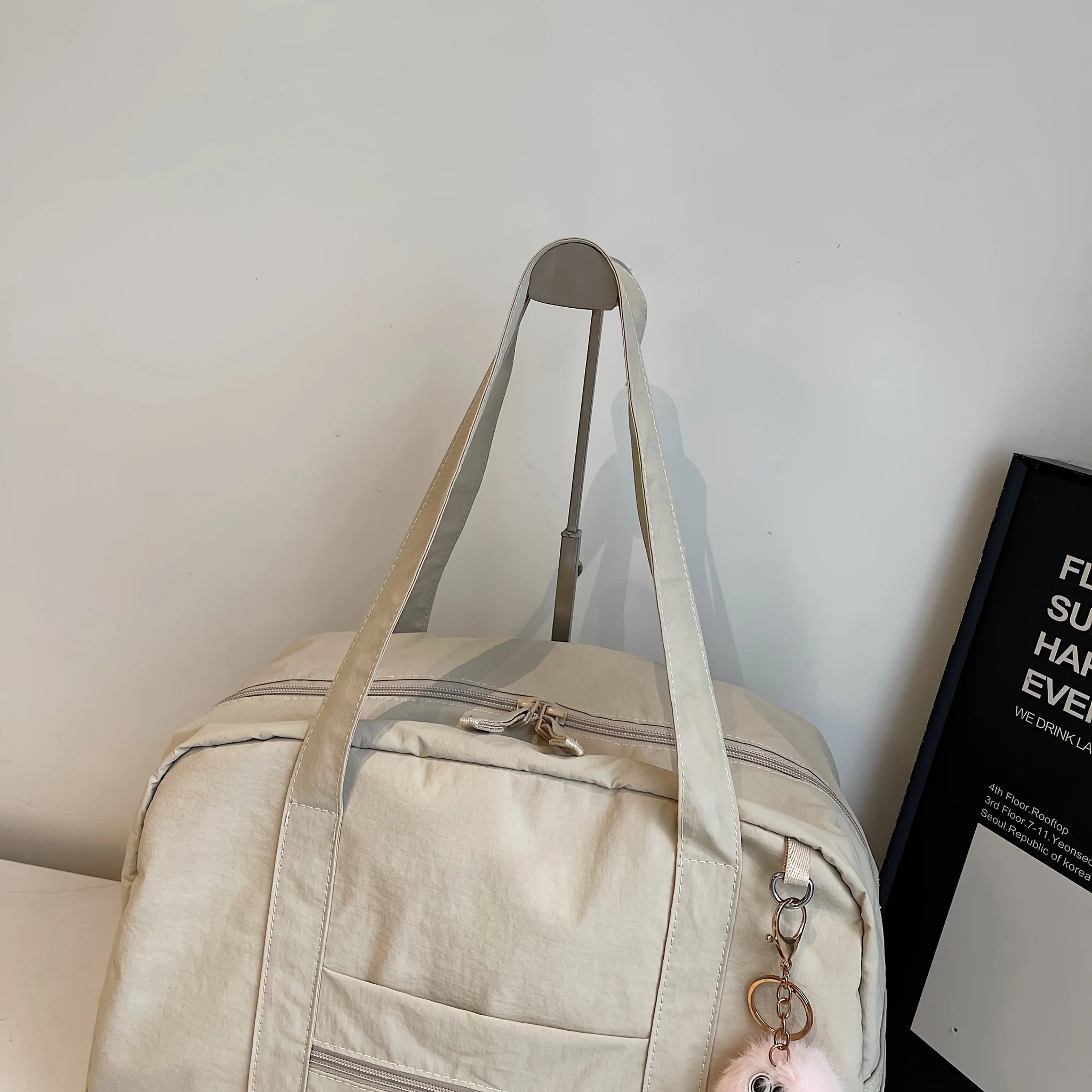 حقيبة نايلون كبيرة السعة للنساء، حقيبة سفر كاجوال أنيقة بكتف واحد، حقيبة كتف واحدة للسفر الجامعي