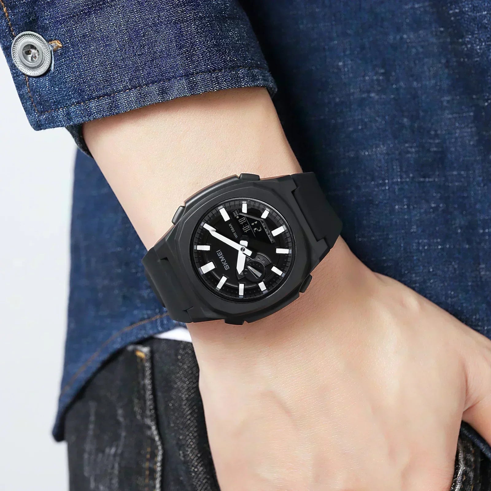 ساعة SKMEI الرياضية للرجال المقاومة للماء مع ساعة عد تنازلي ورمز 5 وساعة منبه وتاريخ وحركة رقمية يابانية 2091 2100 1816