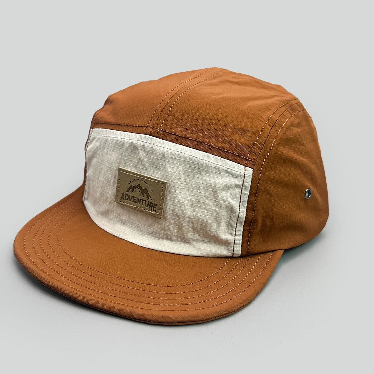 قبعات بيسبول للجنسين سريعة الجفاف، مناسبة للأنشطة الخارجية، مزينة بحروف، متعددة الاستخدامات، قصيرة الحافة، عصرية، واقية من الشمس، بألوان متداخلة، قابلة للتهوية، ذات قمة مدببة.