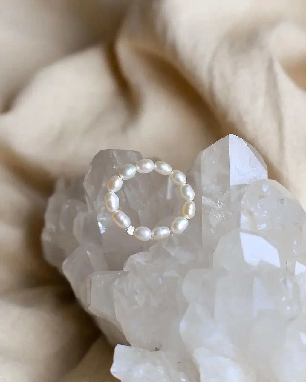 خاتم أنيق من لؤلؤ المياه العذبة مع خرز من الفولاذ المقاوم للصدأ، خواتم زفاف عصرية مصنوعة يدويًا للنساء والفتيات، متوفرة بالجملة