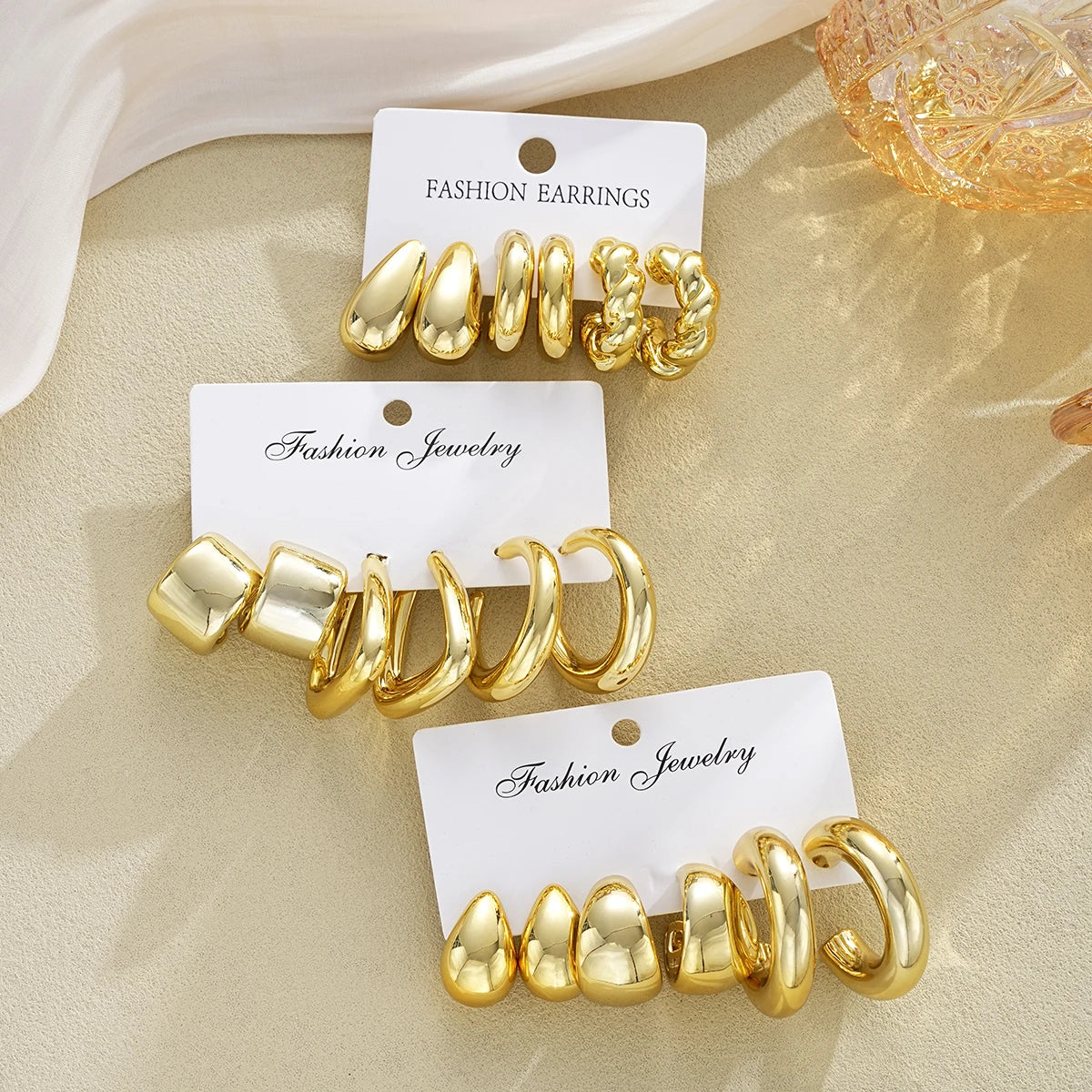 مجموعة من 18 قطعة من أقراط قطرة الماء العصرية للنساء، أقراط حلقية ملتوية بتصميم هندسي عتيق ومبالغ فيه، هدايا مجوهرات شخصية جديدة