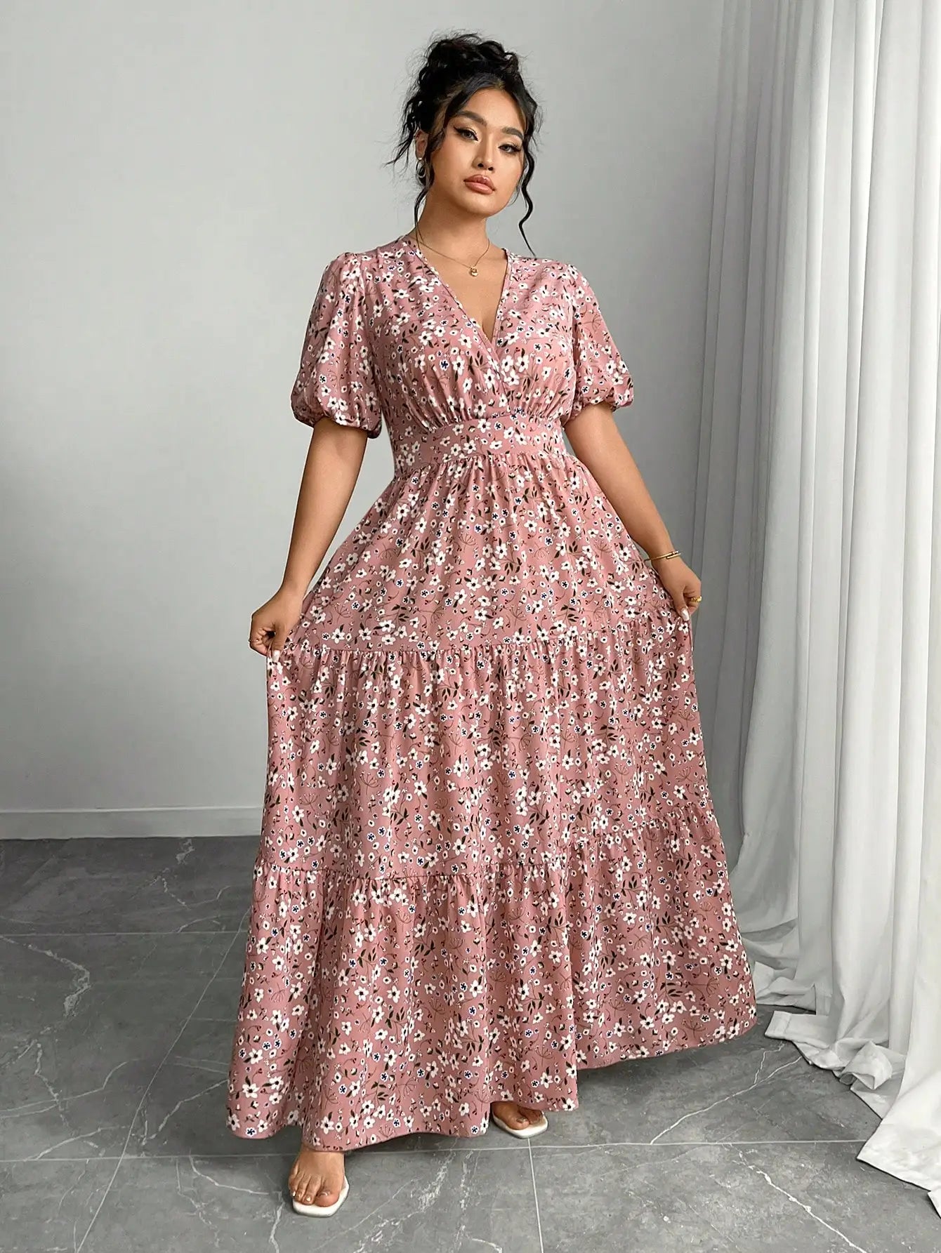 Plus-Size Elegant Casual Vacation V-Neck Ruched Flowy Hem Puff Sleeve Long Dress, Floral Pattern, Everyday Going-Out Dress for Women