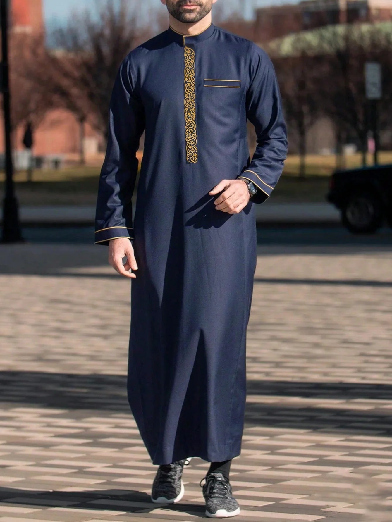Men's Ethnic Pattern Embroidery Zipper Hooded Robe Traditional Long Sleeve Pocket Jubba Thobe for Daily Wear Man Islamic Thobe