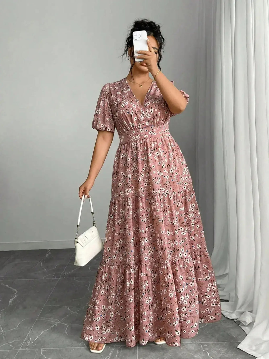 Plus-Size Elegant Casual Vacation V-Neck Ruched Flowy Hem Puff Sleeve Long Dress, Floral Pattern, Everyday Going-Out Dress for Women