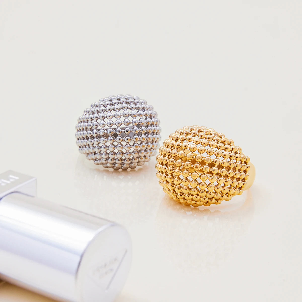 خاتم بتصميم هندسي أنيق من الفولاذ المقاوم للصدأ مطلي بالذهب عيار 18 قيراطًا، هدية مثالية للنساء.