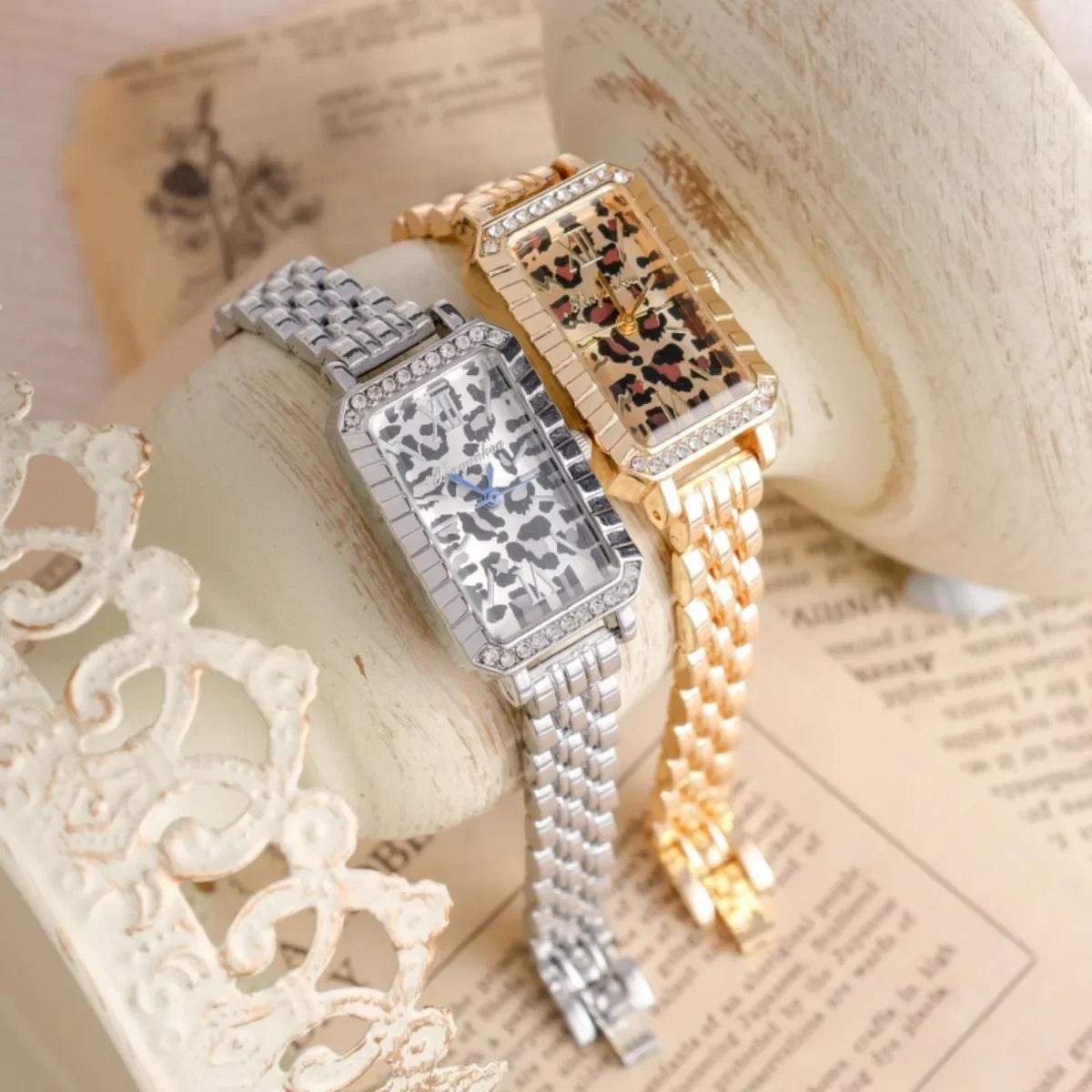 ساعة نسائية أنيقة بتصميم كلاسيكي أنيق، مزودة بمينا بنقشة جلد النمر وسوار من سبائك الزنك، ساعة كوارتز أنيقة ومتعددة الاستخدامات، هدية مثالية.