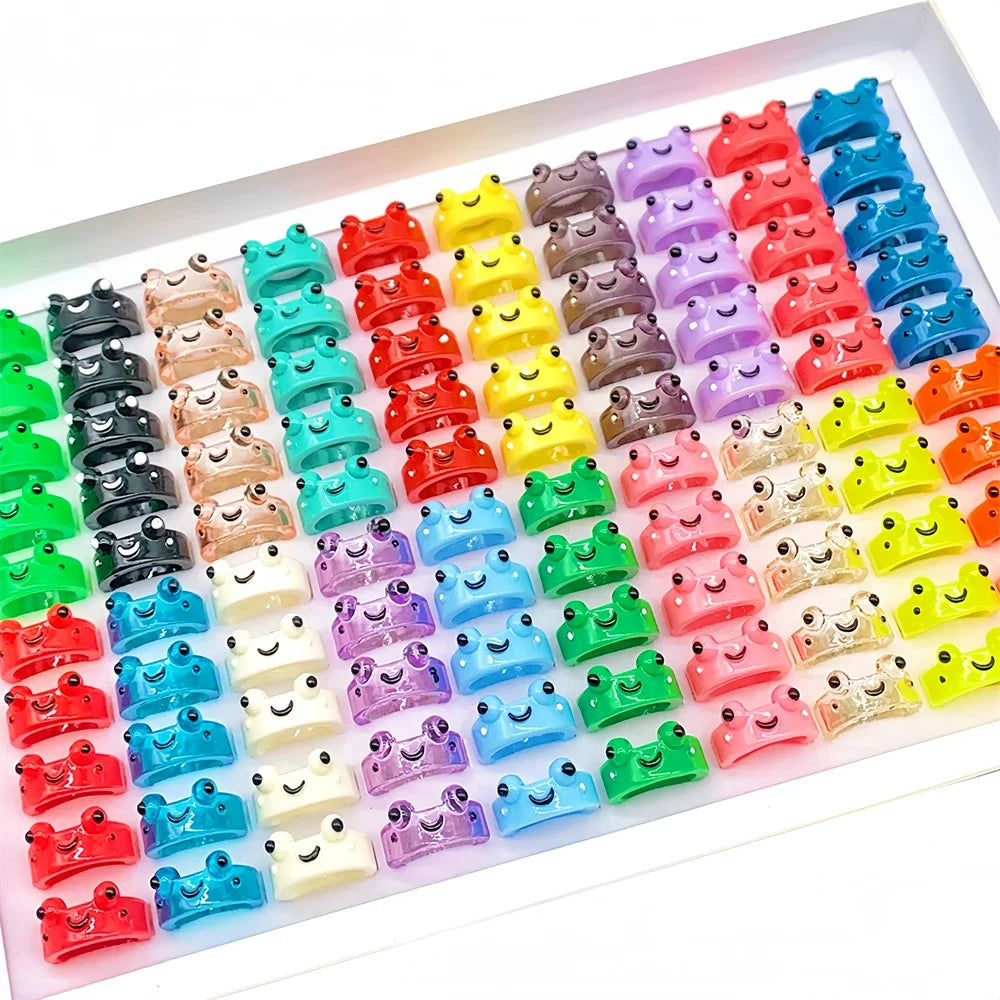 مجموعة من 20/30/50 قطعة من خواتم الراتنج على شكل حيوان لطيف جميل على شكل ضفدع ودب للنساء والفتيات، بتصميم عشوائي يناسب الملابس اليومية والهدية للحفلات