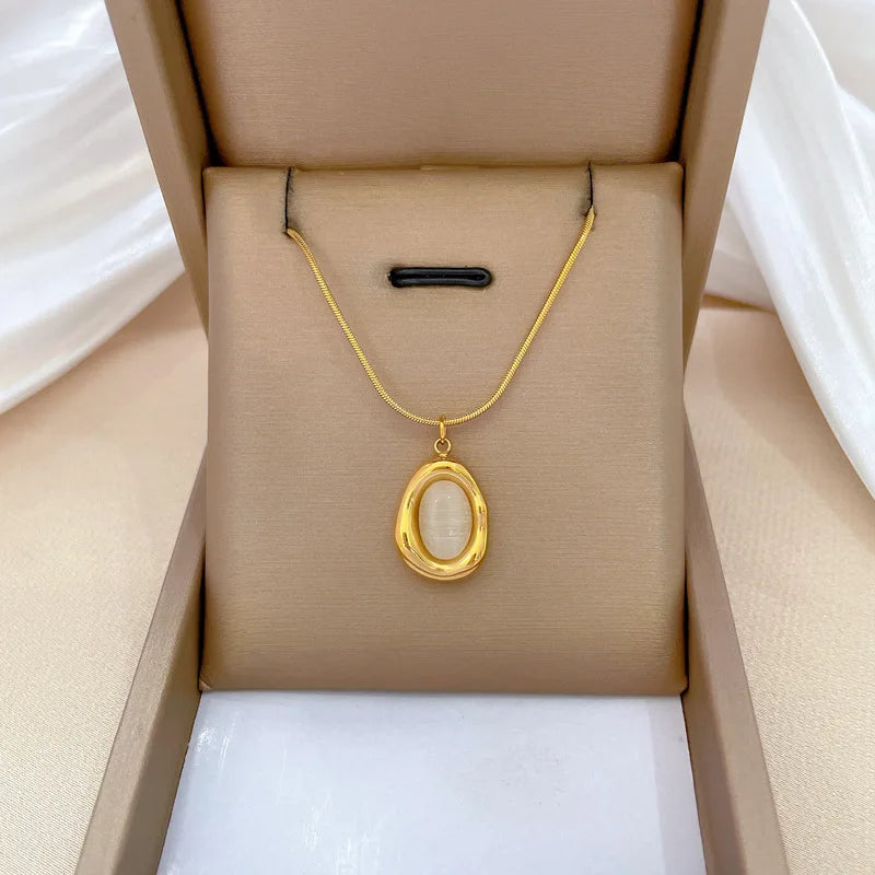 Luxury 18K Gold Plated Stainless Steel Oval Shape White Cat Eye Opal Stone Pendant Necklace Fashion Jewelry