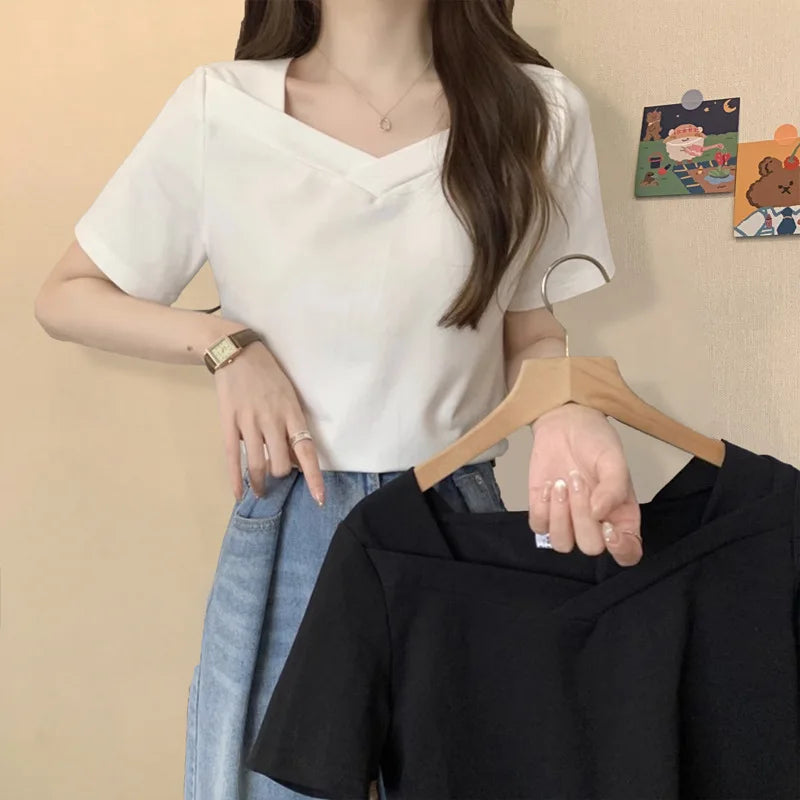V-neck Loose Casual T-shirt Women Slim Kpop Y2K Tee Shirt Femme Sexy Vintage Summer Tshirts Woman Black Casual Clothes Tops