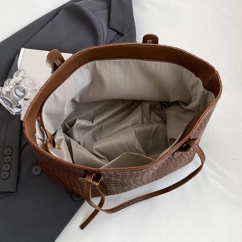 حقيبة يد نسائية متعددة الوظائف بلون سادة، حقيبة كتف نسائية بسيطة، حقيبة يد خفيفة الوزن للتنقل للاستخدام اليومي في المكتب