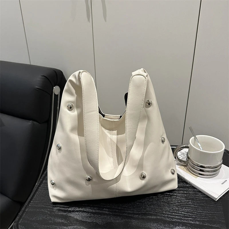 حقيبة عالية الجودة وكبيرة السعة للنساء، تصميم جديد لعام 2025، حقيبة كتف واحدة لطالبات الجامعات، تصميم مميز، حقيبة حمل عملية للتنقل