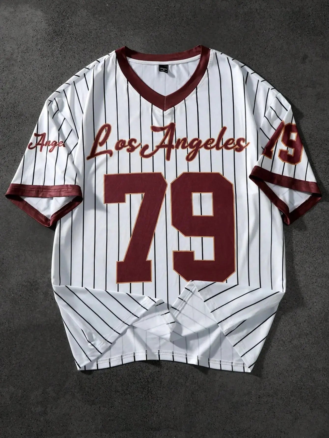 تي شيرت رجالي صيفي جديد برقبة على شكل حرف V بأكمام قصيرة ورقبة على شكل حرف V، تي شيرت رياضي مطبوع للرجال، أنيق بتصميم بيسبول عتيق