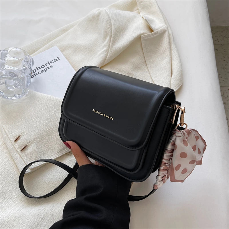 حقيبة كتف جلدية للنساء - حقائب كروس أنيقة، حقيبة تحت الإبط، حقيبة يد مربعة صغيرة