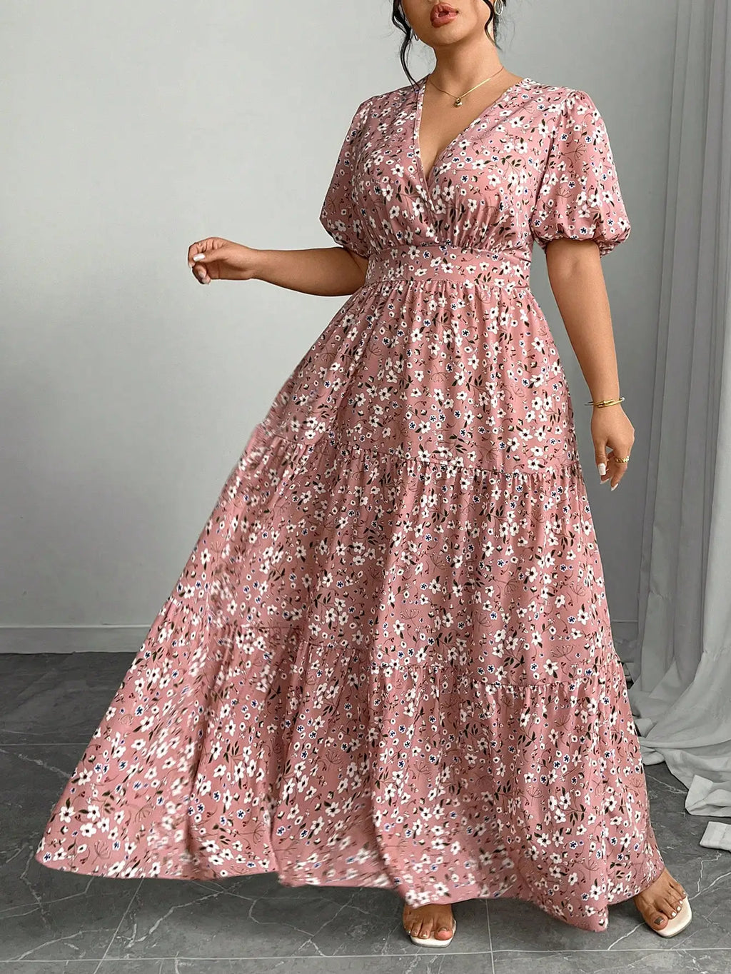 Plus-Size Elegant Casual Vacation V-Neck Ruched Flowy Hem Puff Sleeve Long Dress, Floral Pattern, Everyday Going-Out Dress for Women