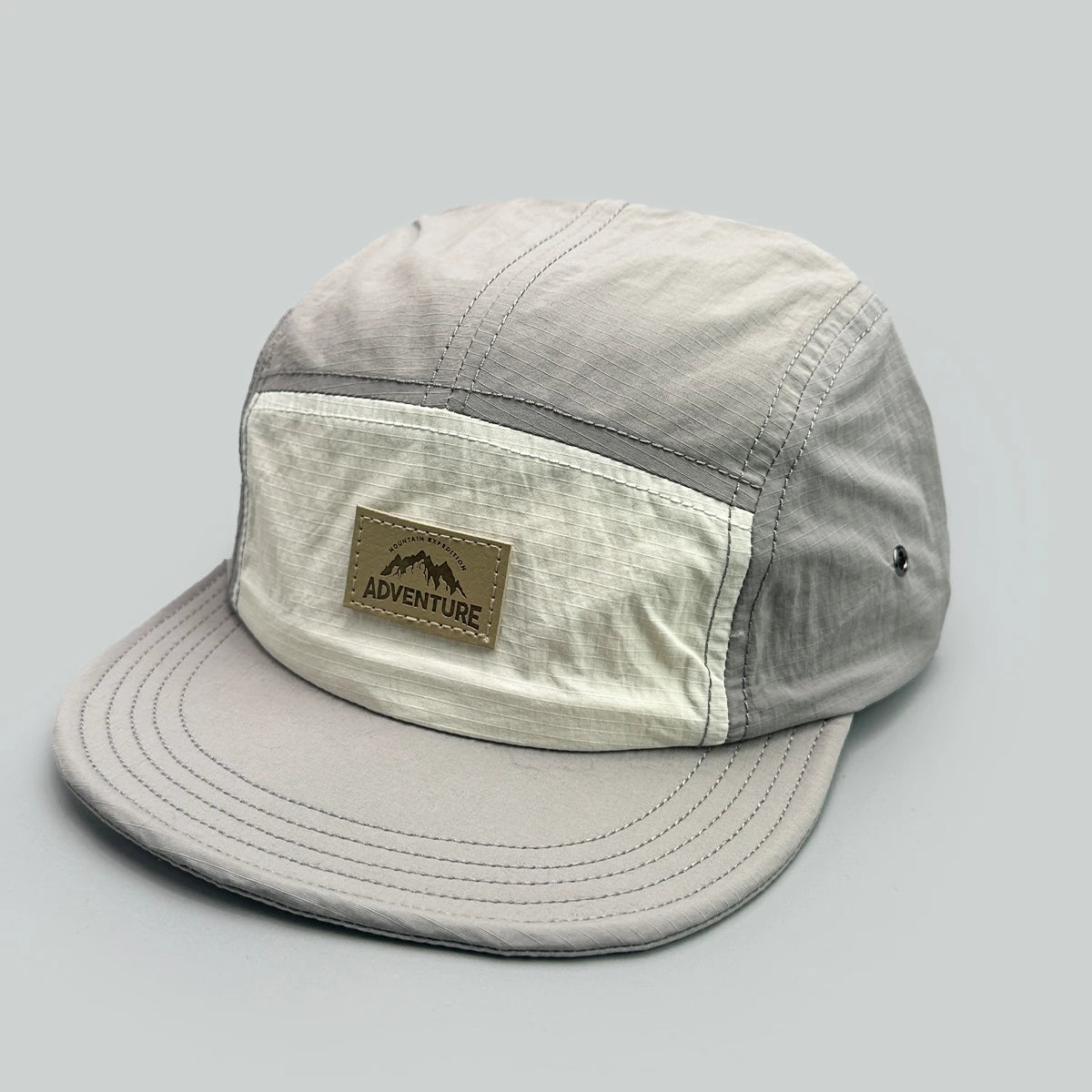 قبعات بيسبول للجنسين سريعة الجفاف، مناسبة للأنشطة الخارجية، مزينة بحروف، متعددة الاستخدامات، قصيرة الحافة، عصرية، واقية من الشمس، بألوان متداخلة، قابلة للتهوية، ذات قمة مدببة.