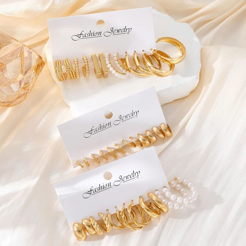 طقم أقراط حلقية هندسية أنيقة للنساء، بتصميم بوهيمي عتيق، مرصعة باللؤلؤ، بلون ذهبي، أقراط دائرية، مناسبة للارتداء اليومي، مجوهرات عصرية، هدايا 2025