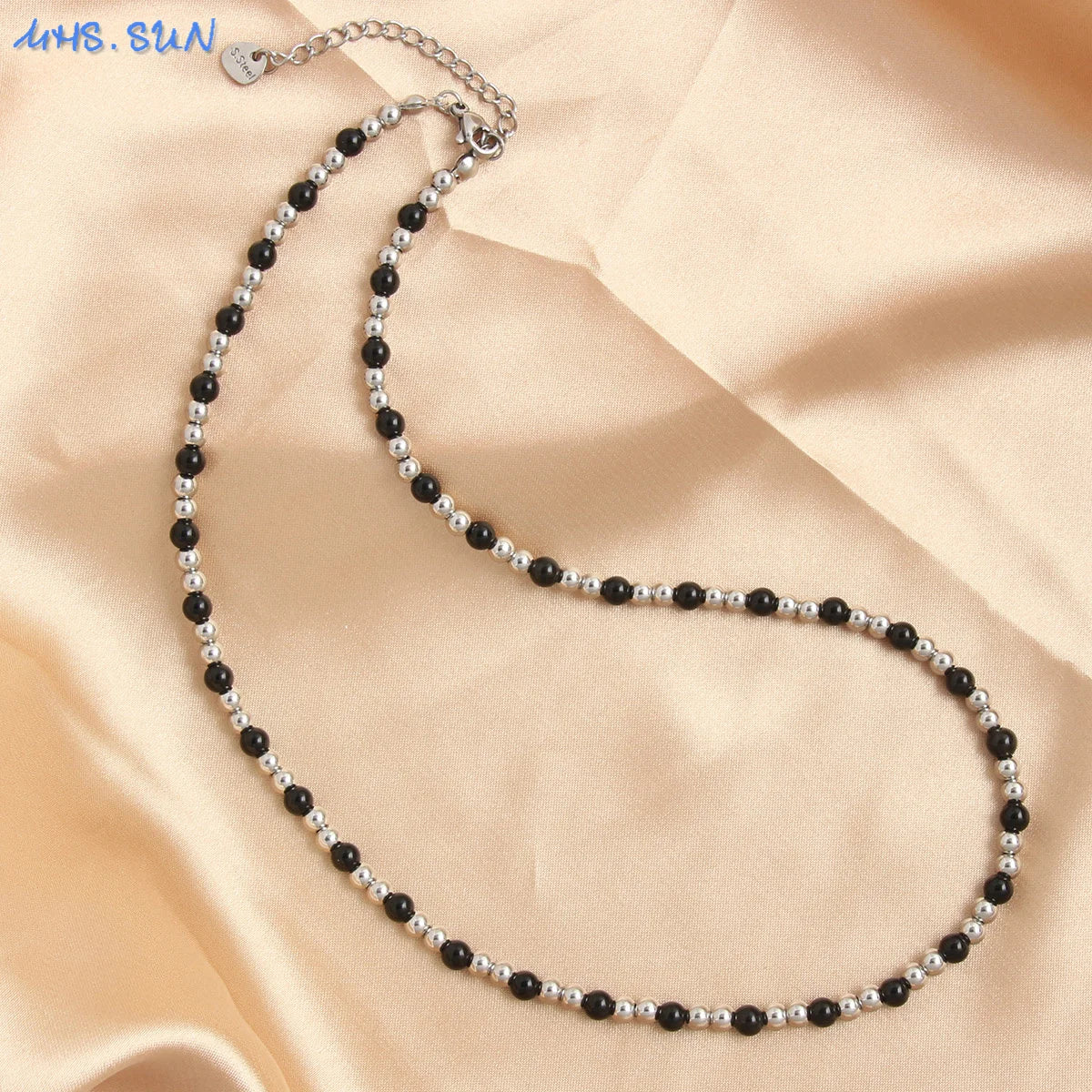 قلادة MHS.SUN العصرية المصنوعة من الفولاذ المقاوم للصدأ باللون الذهبي والمزينة بحبات اللؤلؤ 4/6/8/10 مم من الخرز المعدني مجوهرات قابلة للتعديل للنساء والرجال