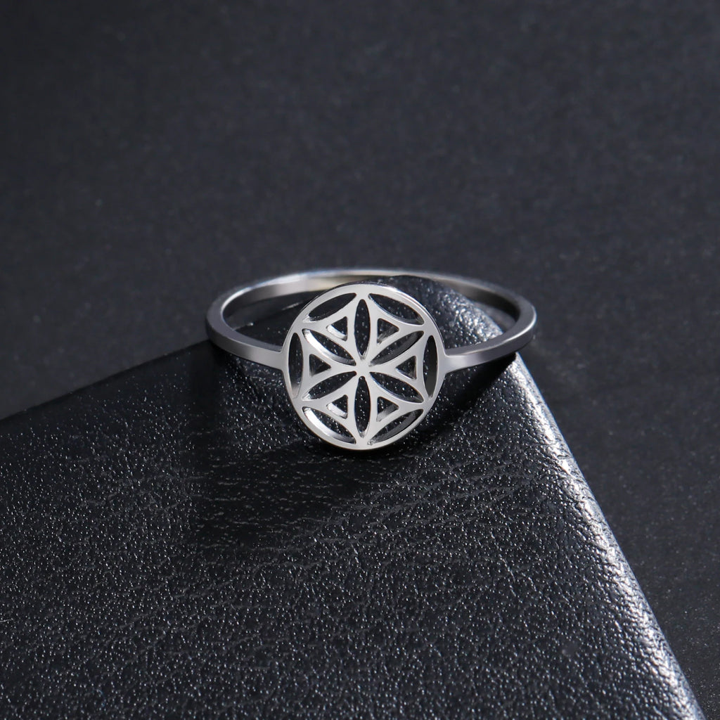 Skyrim Women Flower of Life Ring Sacred Geometry Stainless Steel Rings Vintage Amulet Jewelry Birthday Gift New In Wholesale