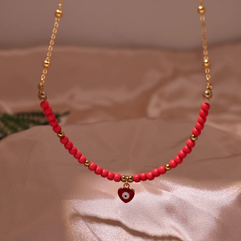 عقد على شكل قلب من خرز Y2K، سلسلة من الفولاذ المقاوم للصدأ باللون الذهبي، مقاوم للتشويه، مناسب للنساء، مجوهرات صيفية