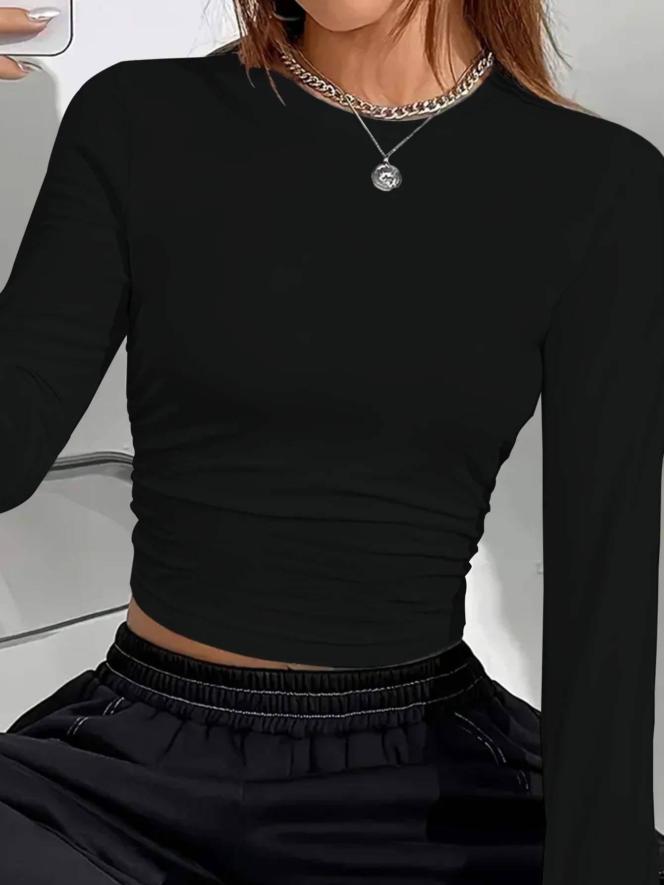 تيشيرت نسائي أنيق بأكمام طويلة ورقبة دائرية - قماش ناعم، مناسب للارتداء اليومي، بقصة ضيقة، ملابس نسائية لفصلي الربيع والخريف
