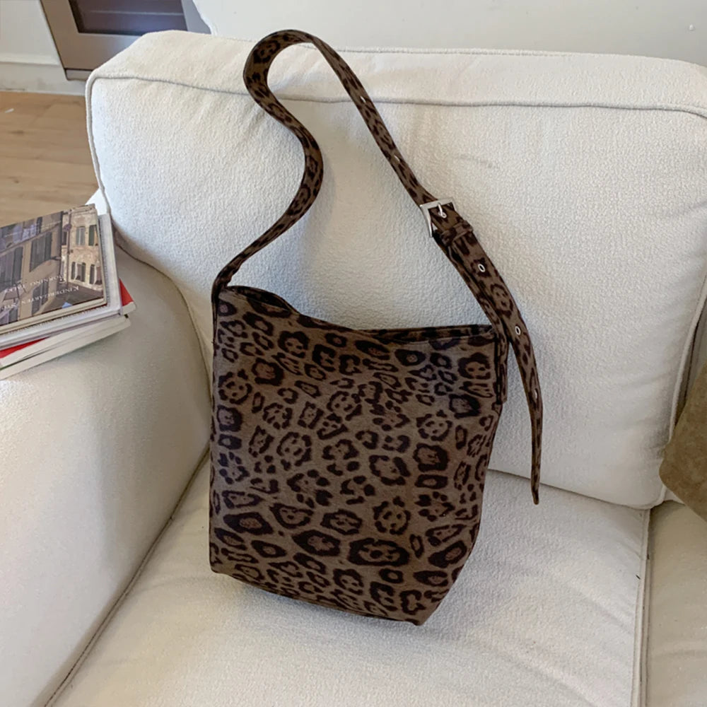 حقيبة كتف واحدة متعددة الاستخدامات بتصميم كلاسيكي مطبوع عليه جلد الفهد، حقيبة توت للتنقل، حقيبة كتف واحدة متعددة الاستخدامات بتصميم كلاسيكي مطبوع عليه جلد الفهد، حقيبة كتف واحدة متعددة الاستخدامات بتصميم كلاسيكي