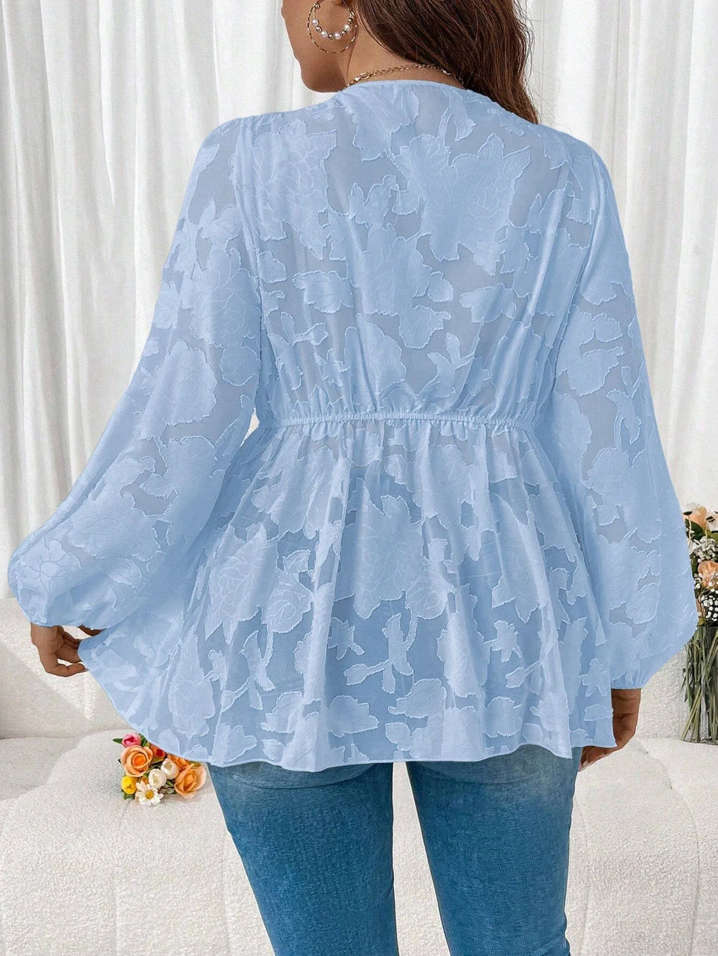 Ladies' oversized V-neck elegant embossed cutout pattern lotus leaf edge blouse lantern sleeve elegant shirt plus size V-neck lo