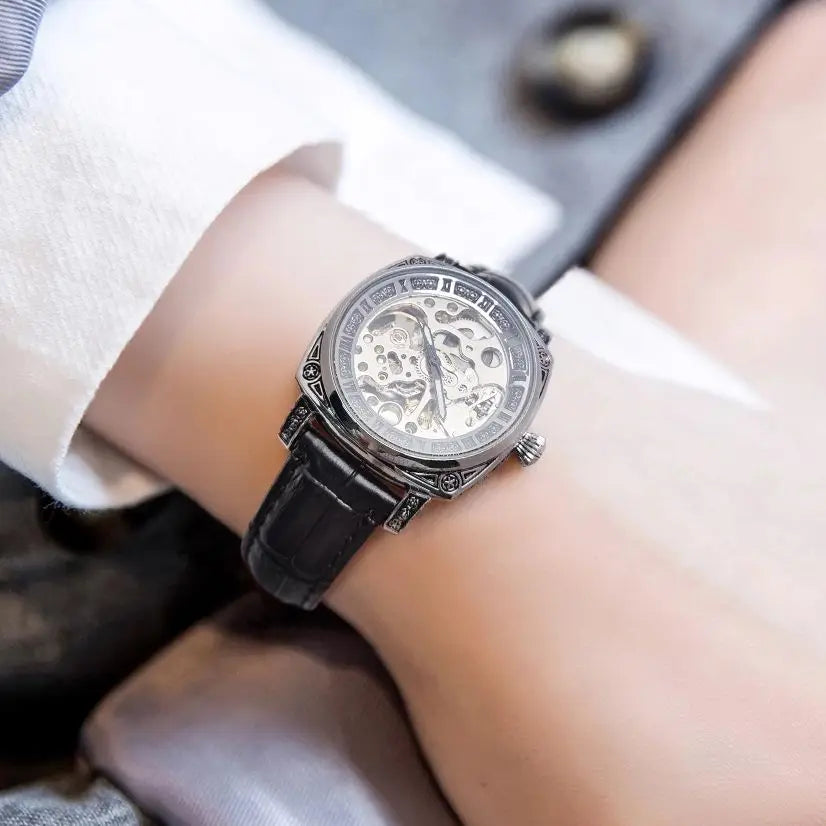 ساعة ميكانيكية نسائية فاخرة وخفيفة الوزن للأعمال الراقية، تصميم مجوف، لف أوتوماتيكي، طراز أوروبي وأمريكي، ساعة نسائية بسيطة ومزاج شخصي، عصرية، أفضل هدية لها