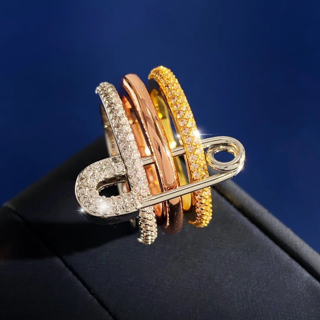 خواتم ثلاثية الطبقات بتصميم دبوس للنساء، مرصعة بالزركونيا المكعبة، قابلة للتكديس، مصنوعة من الفولاذ المقاوم للصدأ، هدية مثالية للعام الجديد ومجوهرات للحفلات.