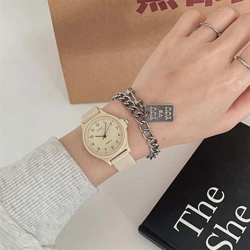 ساعة يد أنيقة بسوار سيليكون متعدد الألوان، ساعة كوارتز للطلاب، ساعة كوارتز كاجوال قابلة للتعديل