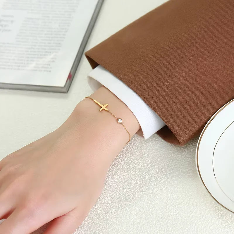 سوار نسائي بتصميم بسيط، سلسلة رفيعة، صليب، هلال، نجمة، مصنوع من الفولاذ المقاوم للصدأ، حلقات قابلة للتعديل، طبقات متراصة