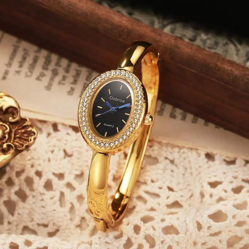 خاتم ألماس جديد من الذهب الوردي للسيدات، تصميم فاخر وأنيق، سوار بيضاوي الشكل مزين بأرقام رومانية