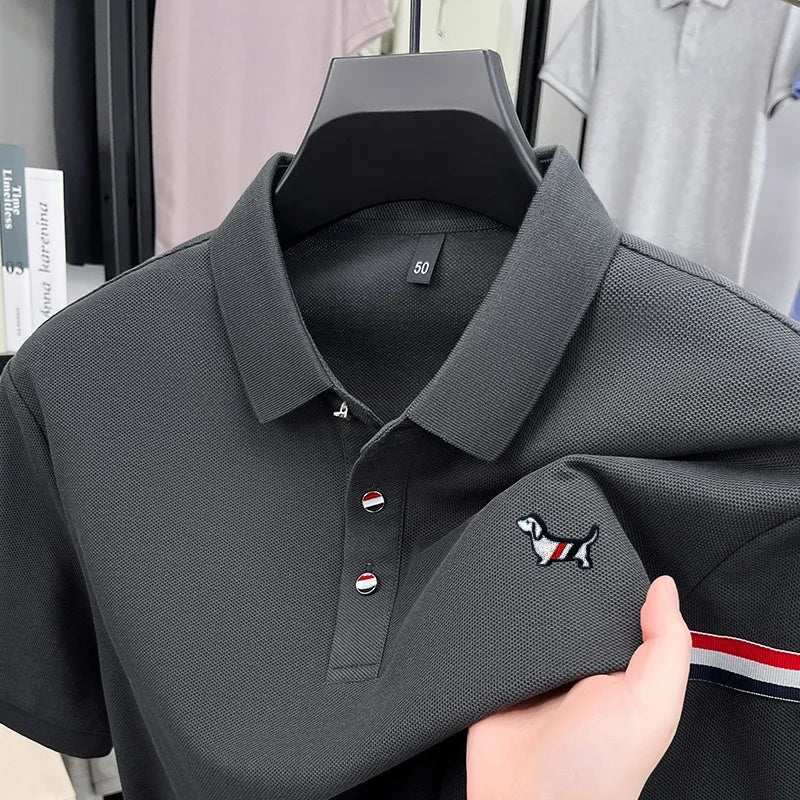 قميص بولو رجالي عالي الجودة، مخطط برسومات كرتونية، بأكمام قصيرة، مناسب للعمل، صيفي، مناسب للصيف، مصنوع من القطن بنسبة 100%