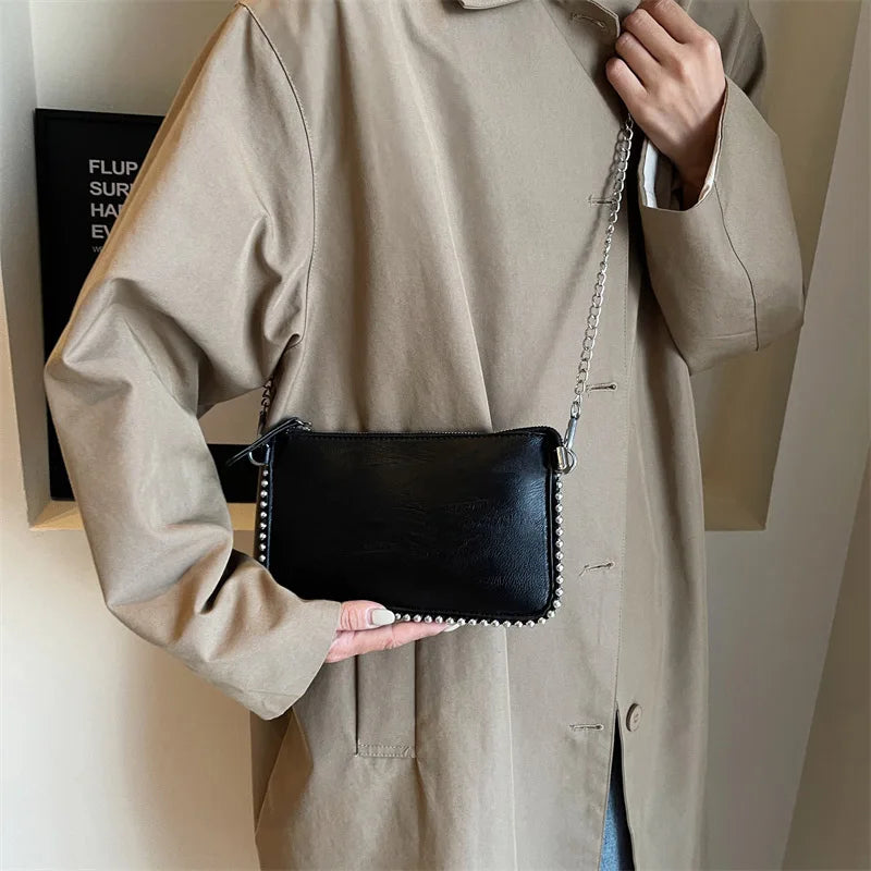 Solid color Design Crossbody Bags For Women Fashion Chain Mobile Phone Purses Fashion Shoulder Messenger Bag Sac A Main Female