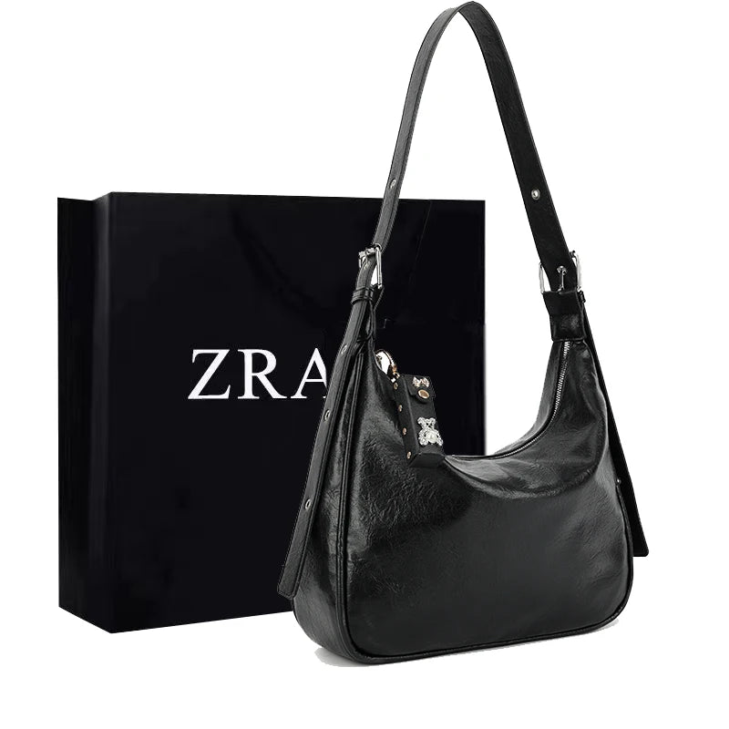 حقيبة كروسبودي كاجوال للبنات المراهقات مع قلادة، بتصميم كلاسيكي جديد، لون موحد، ناعمة للغاية.