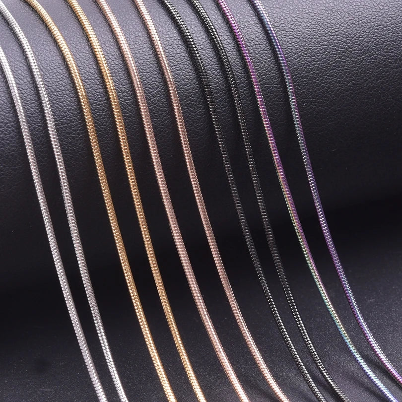 1/5/10 قطع 1.2 مم 45/50/60/70 سم سلسلة ثعبان مستديرة من الفولاذ المقاوم للصدأ للنساء والرجال إكسسوارات مجوهرات عصرية